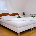 Czerwone Wierchy - Przy Stoku Narciarskim - Sauna I Jacuzzi Wliczone W Cene Pobytu Bed & Breakfast Bialka Tatrzanska
